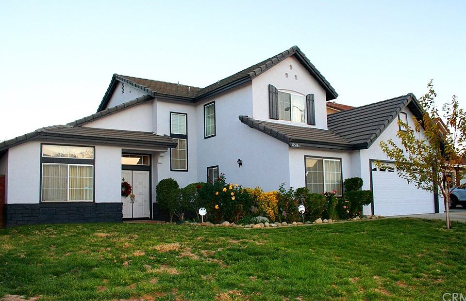 1st image of 39514 Chaumont Ct