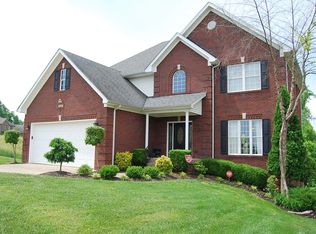 4417 Stone Wynde Dr, Louisville, KY 40272