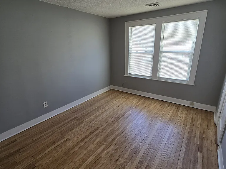 263 Sheffield Ave #3 — Photo 6