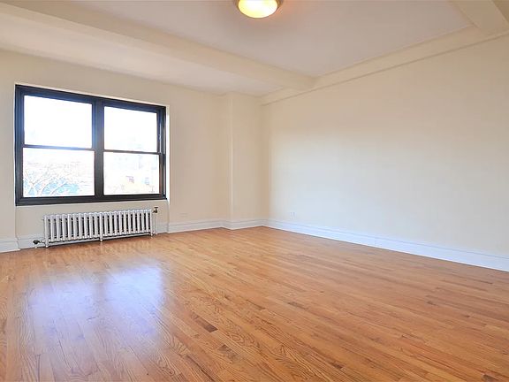 3rd image of 166 2nd Ave APT 5A