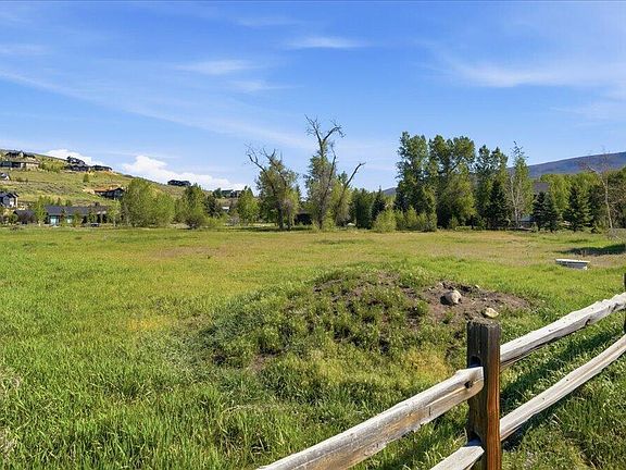 3rd image of 2410 N River Meadows Pkwy #4