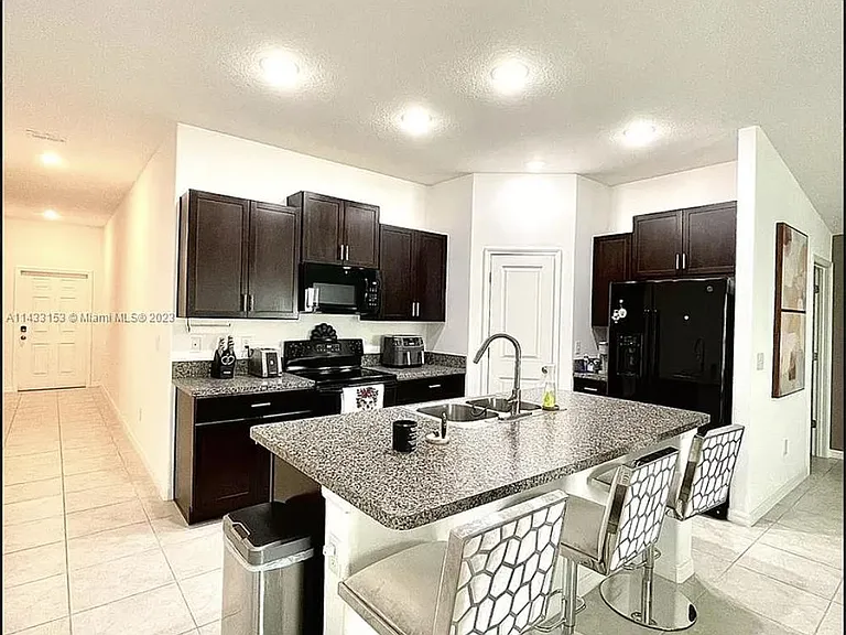 11207 Sage Canyon Dr — Photo 8