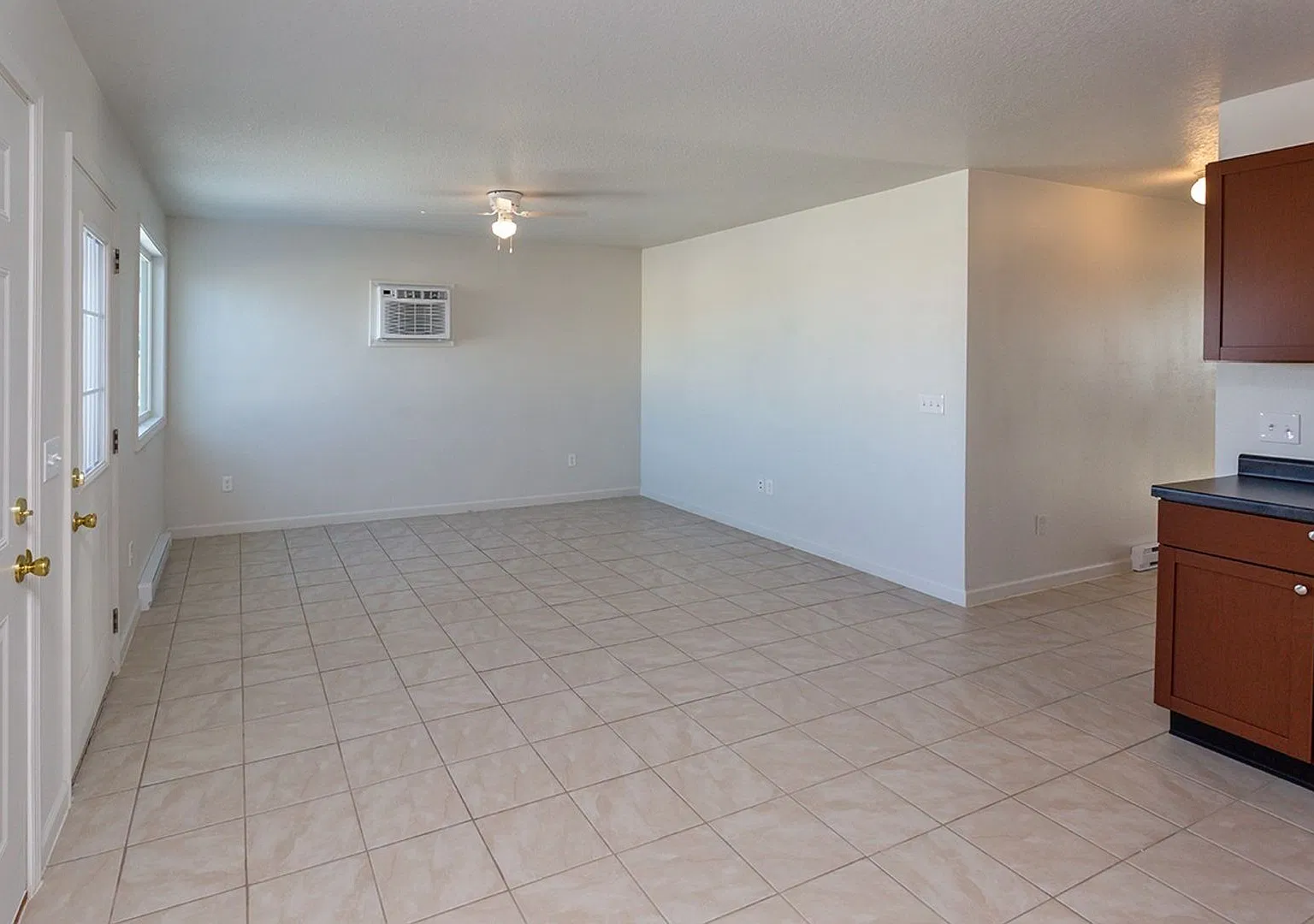 3 Bedroom, Single-story Townhomes for rent in Marshalltown, IA — Photo 3