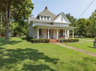 926 Weber Rd, Farmington, MO 63640