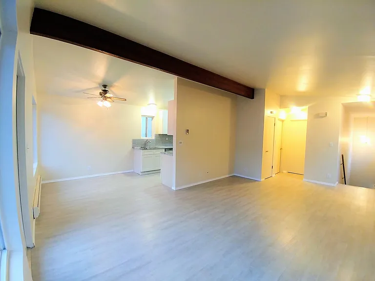 6515 35th Ave NE #202 — Photo 20