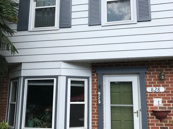 828 Westminster Ln, Virginia Beach, VA 23454