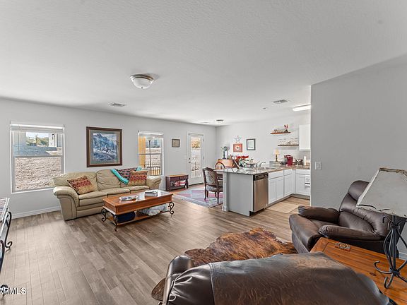 4th image of 25 W MONTE CRISTO Drive