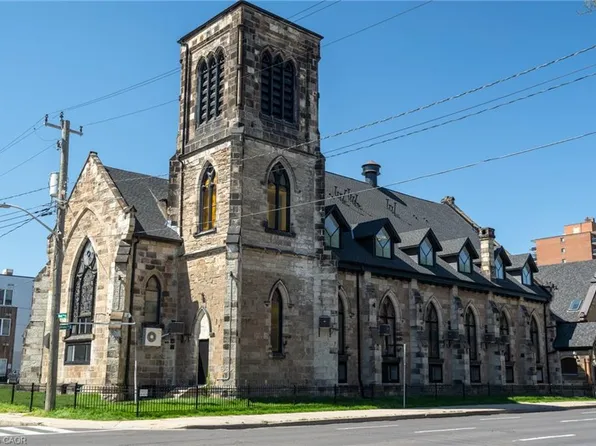 16 West Ave S, Hamilton, ON L8N 2S1