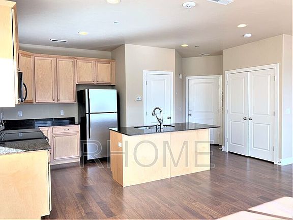 2nd image of 10384 S Clarks Hill Dr Ste 108