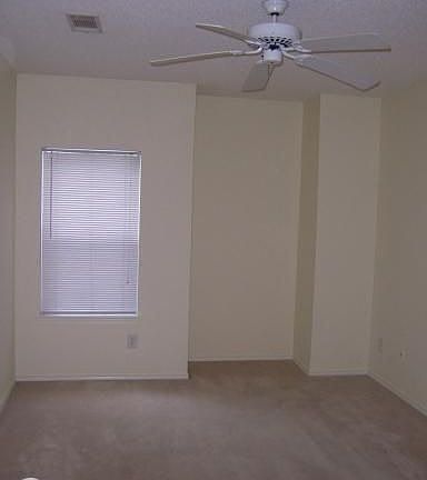 3rd image of 4405 Sedgehurst Dr APT 204