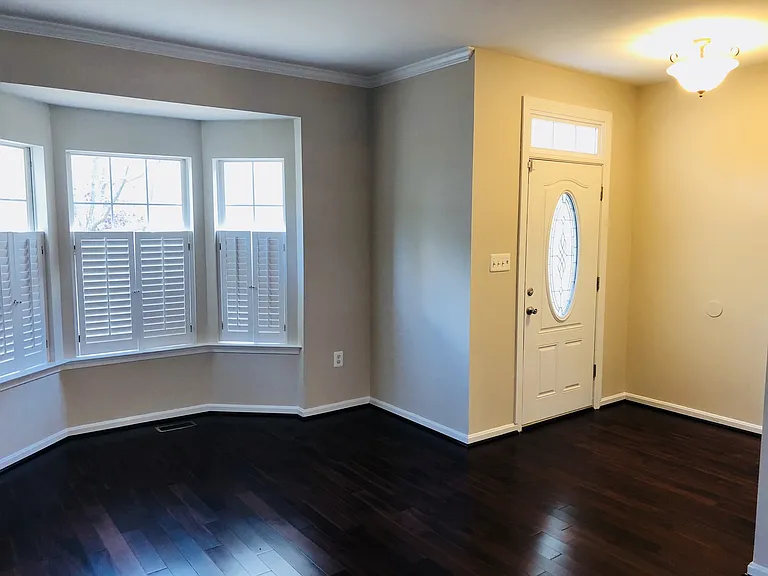11 Catherine Ln — Photo 6