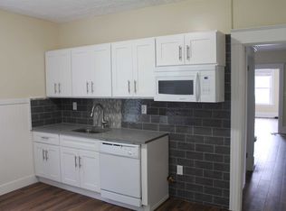 29 Lincoln Ave #2, Poughkeepsie, NY 12601