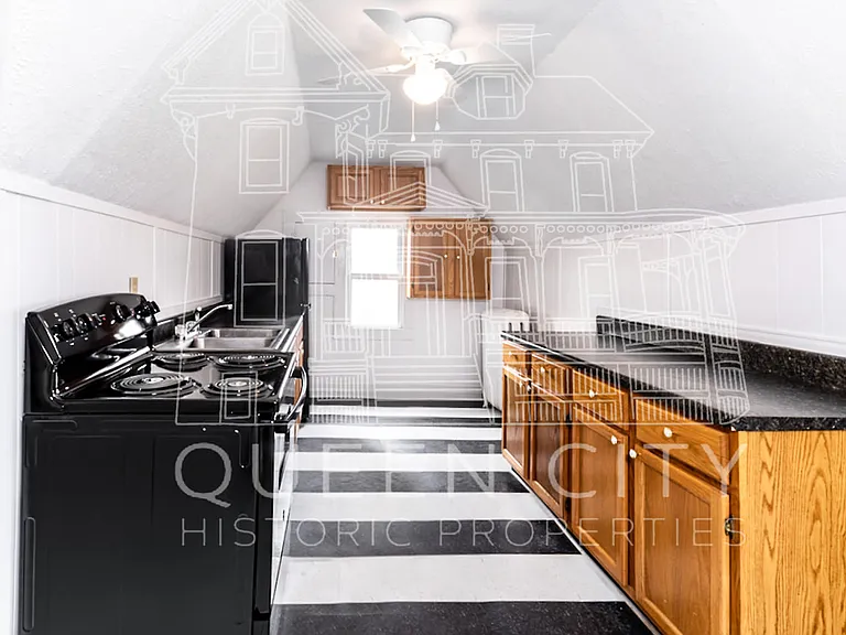 901 W Beverley St #5 — Photo 2