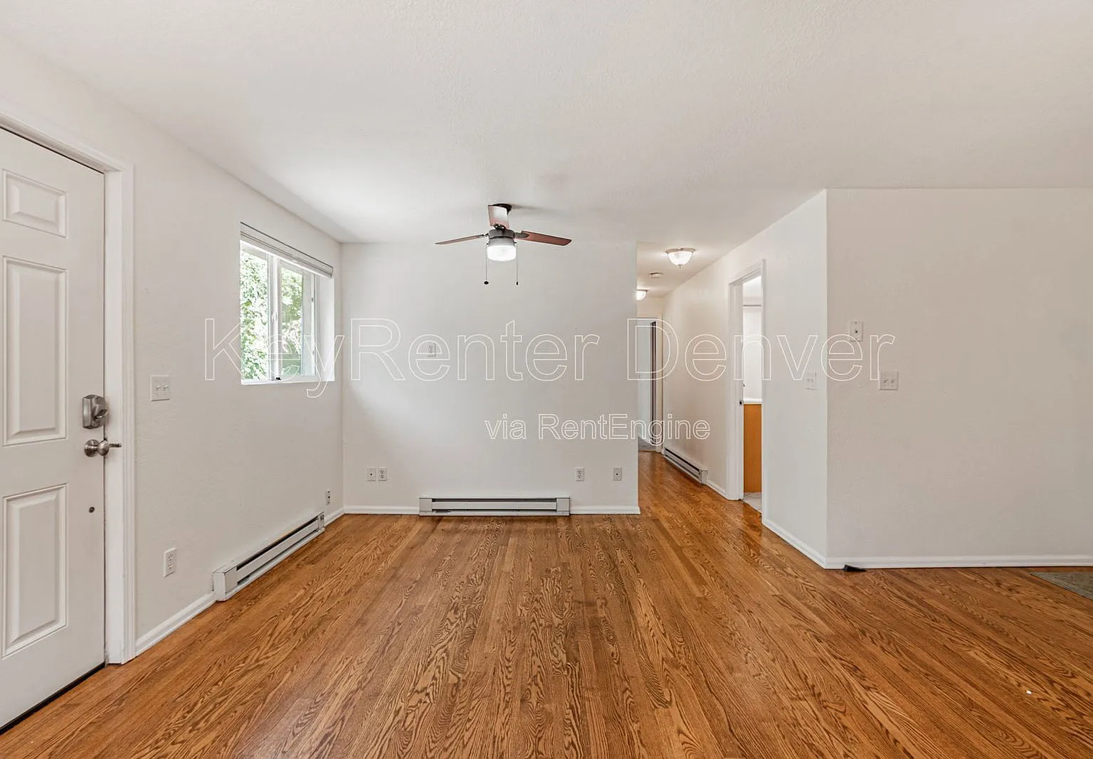 2 bed, 1.0 bath, 718 sqft, $1,900 — Photo 1
