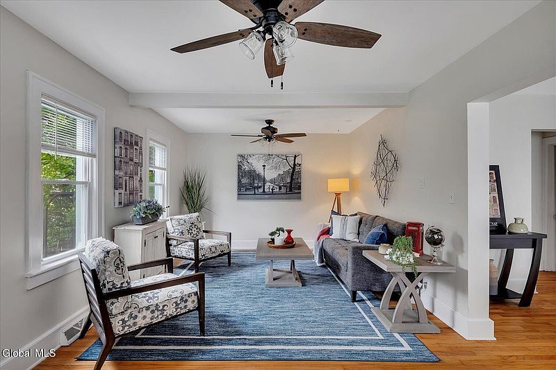 3rd image of 37 Western Avenue