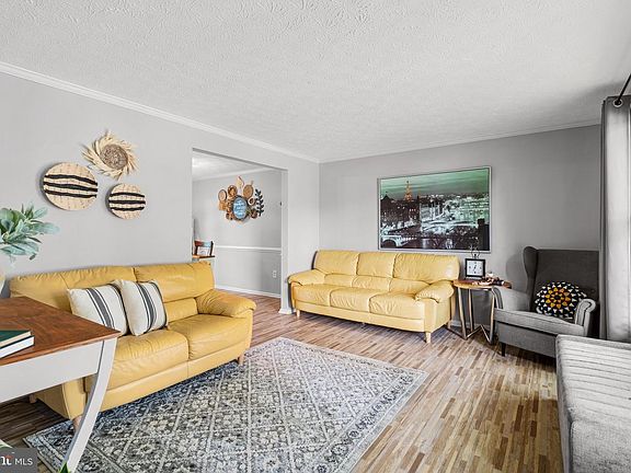 4th image of 577 Binford Ct