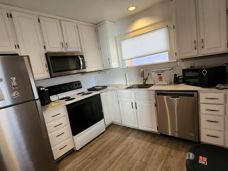 4708 Midvale Ave N #2 — Photo 7