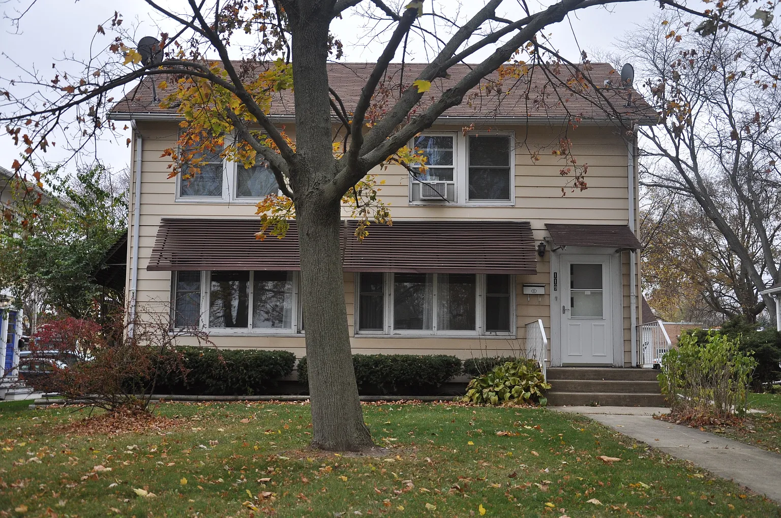 119-121 N Batavia Ave photo 1