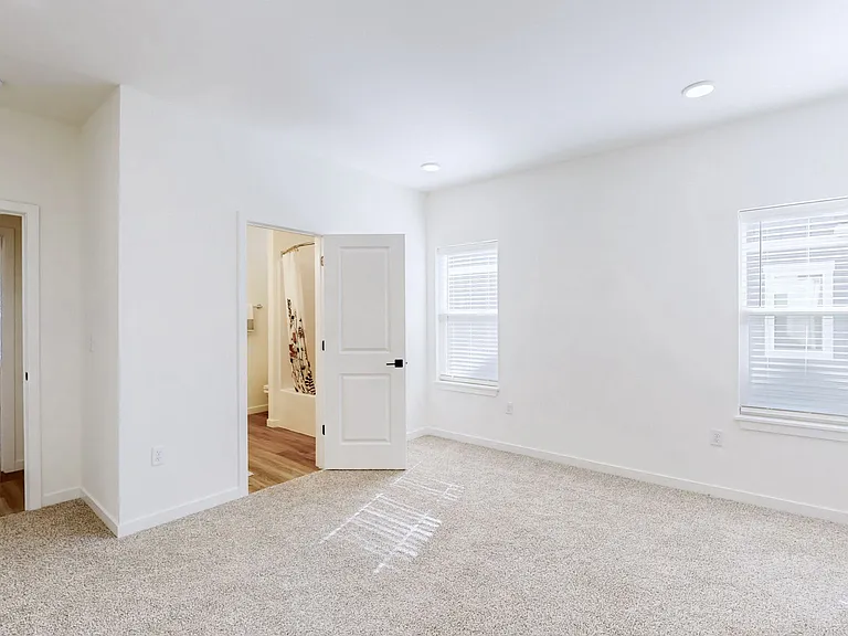 Bull Run Townhomes — Photo 25
