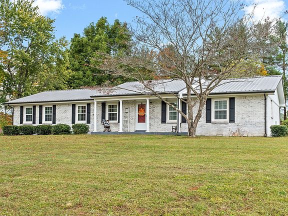 2nd image of 1841 Whispering Hills Trl