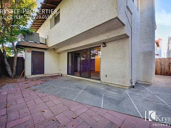 2nd image of 1301 Monterey St APT 6