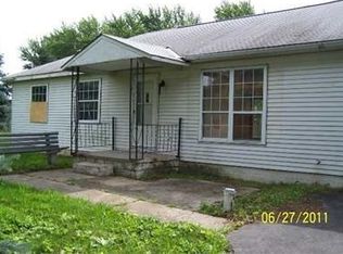 1753 Bixby Rd, Lockbourne, OH 43137