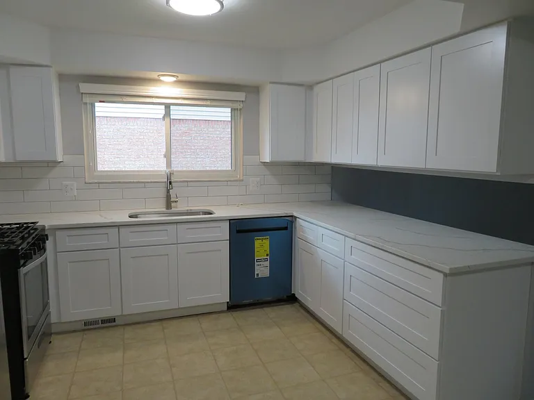1565 Lakewood Dr — Photo 10