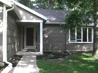1985 W Choctaw Dr, London, OH 43140