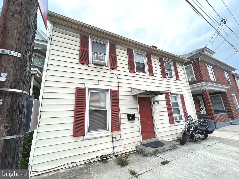 2nd image of 371 Philadelphia Ave N