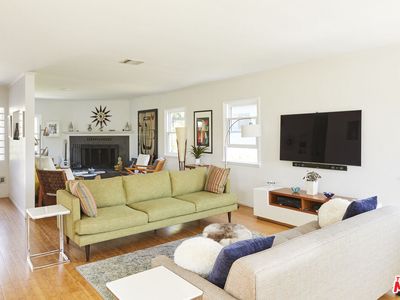 3708 Roderick Rd, Los Angeles, CA, 90065