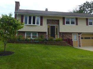 17 Sandra Rd, Easthampton, MA 01027