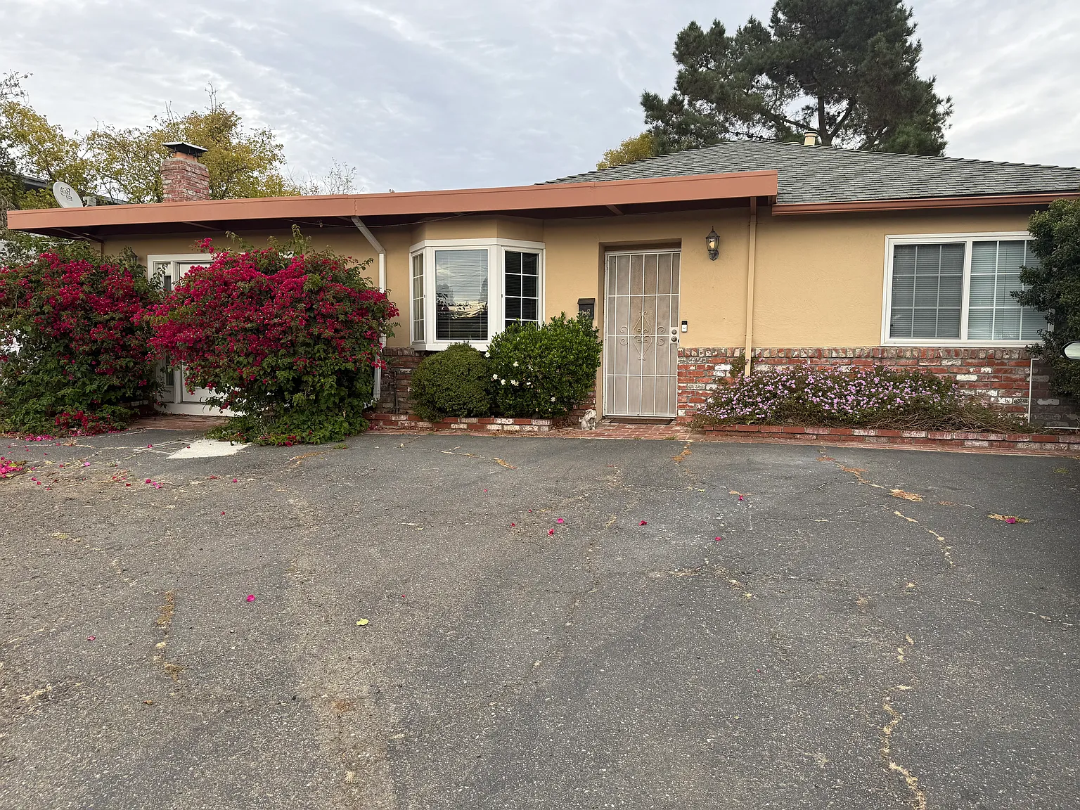 17786 Parker Rd photo 1