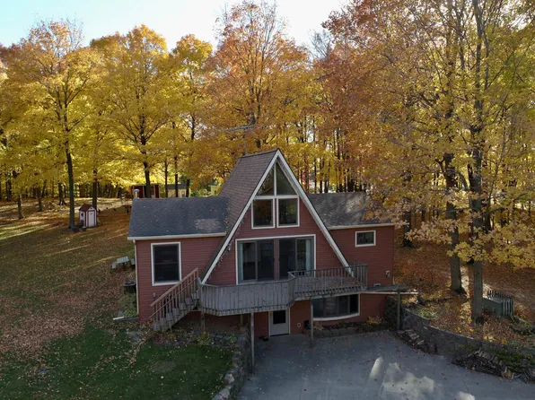 16484 515th St, Pine Island, MN 55963