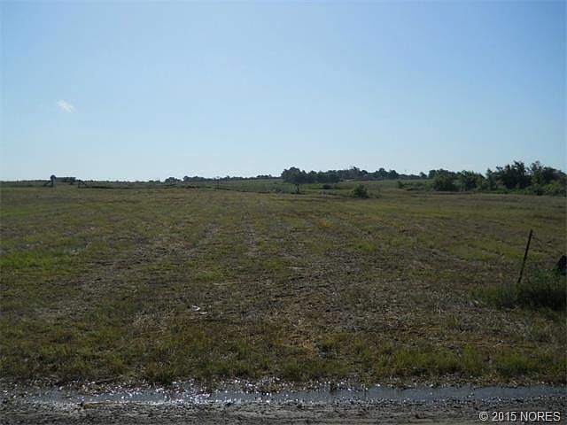 2nd image of 25850 Ns 416 Rd