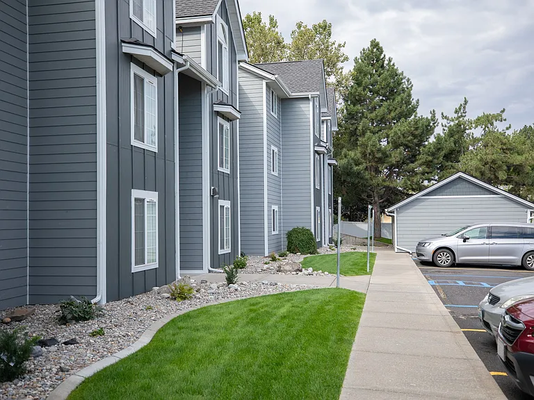 Morning Glory Circle Apartments — Photo 20