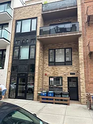Rented by Alexiou Realty