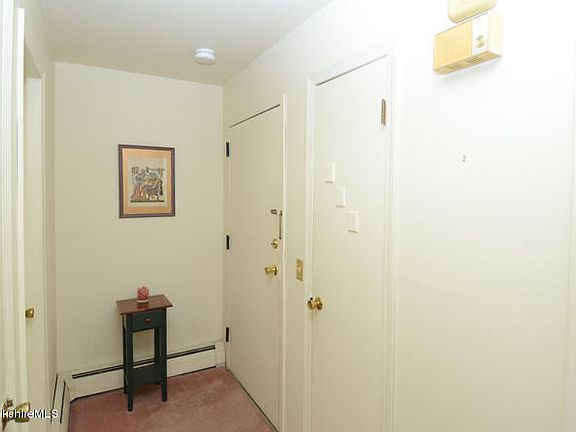 3rd image of 260 Pittsfield Rd Unit C5