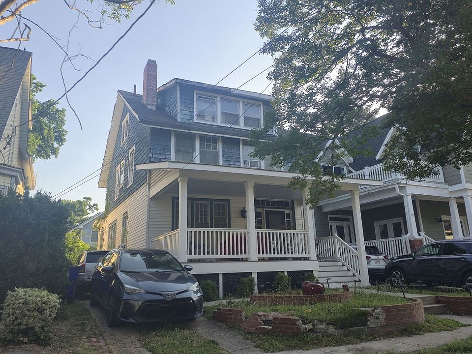 2nd image of 534 Virginia Ave
