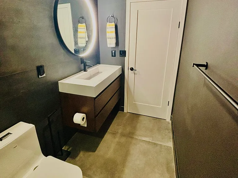 1709 SW 24th St #1709 — Photo 7