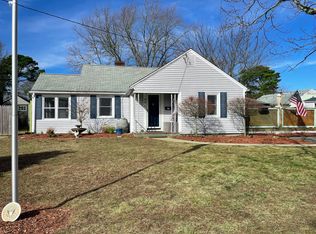 32 Powhatan Rd, South Yarmouth, MA 02664