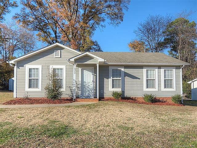 1st image of 826 Finley View Dr