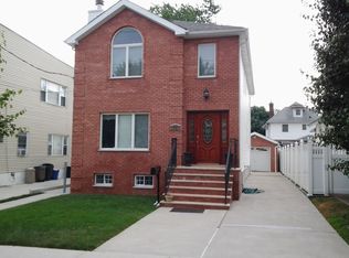74 Seaview Ave, Staten Island, NY 10304