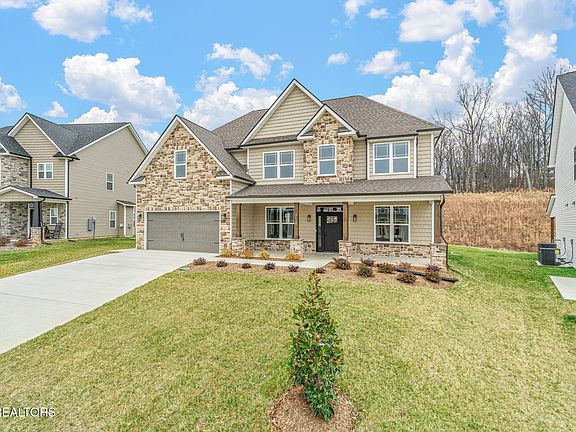 2nd image of 3628 Trailing Vine Ln