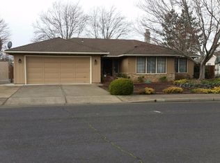 1887 Canyon Ave, Medford, OR 97504