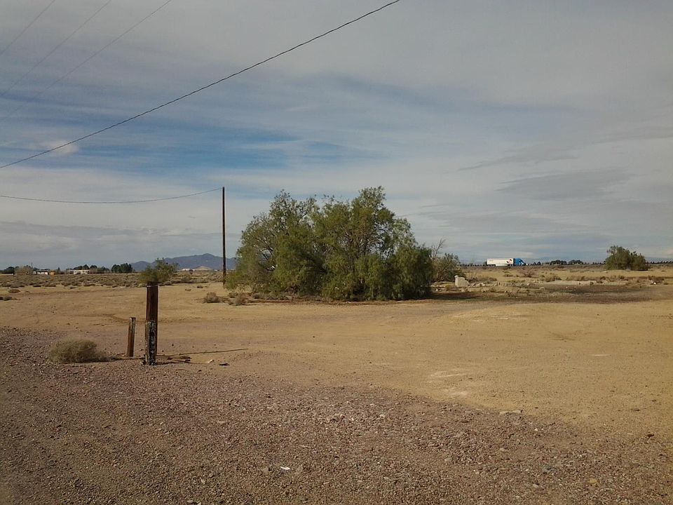 2nd image of 46536 National Trails Hwy