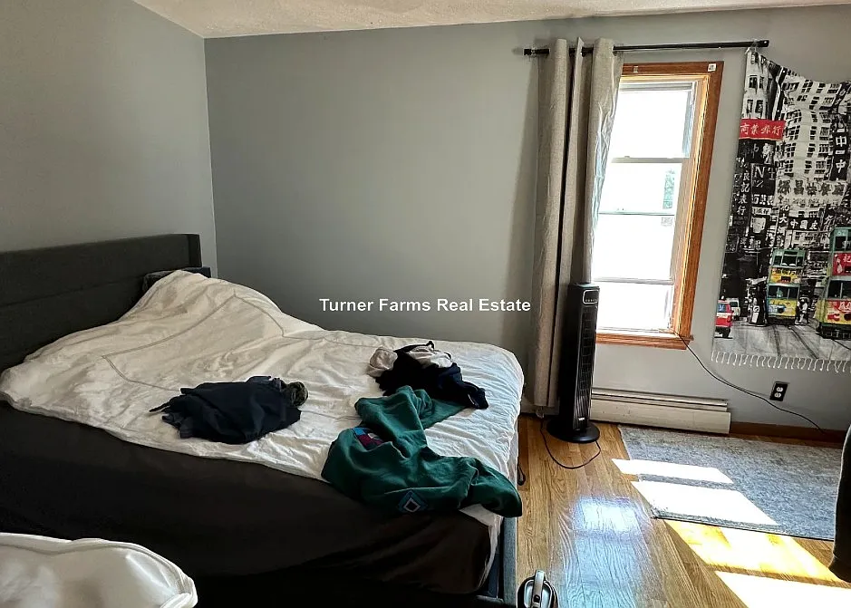 6 bed, 9999 sqft, $7,800 — Photo 4