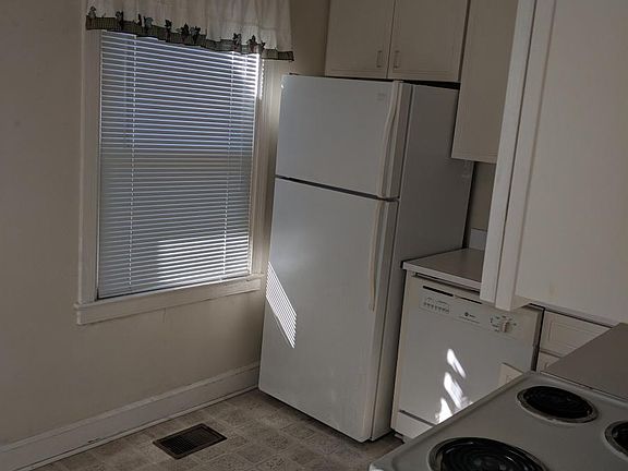 2nd image of 1309 Whilden Pl APT A