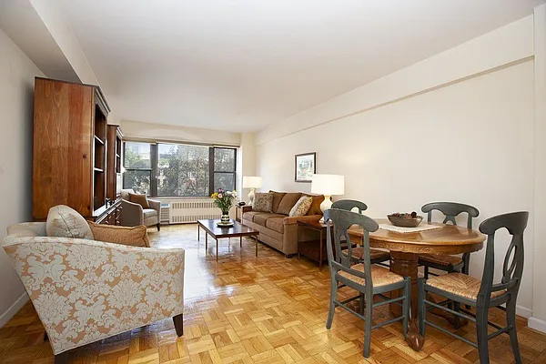 Sold by Kleier Residential | media 6