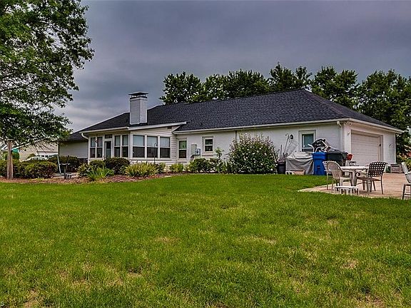 3rd image of 1104 Kingswood Dr