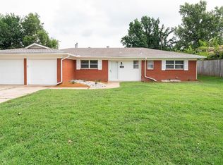 3204 N Viewpoint Dr, Midwest City, OK 73110